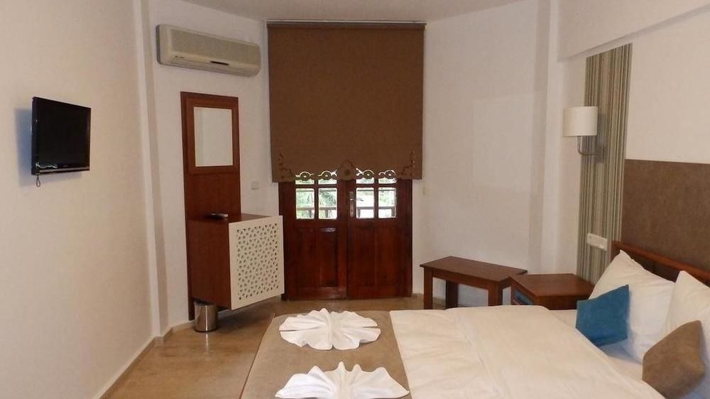 Oskay Hotel 达利安 外观 照片
